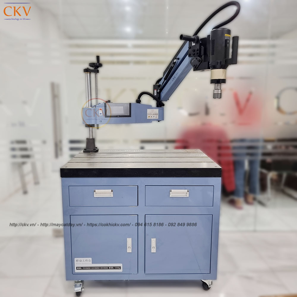 Máy taro tay cần chạy bằng điện có màn hình cảm ứng