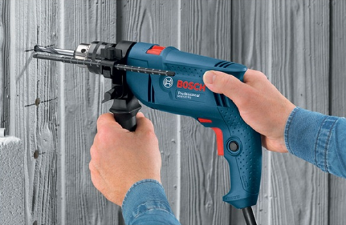 Những lưu ý cần thiết khi sử dụng máy khoan cầm tay trên inox